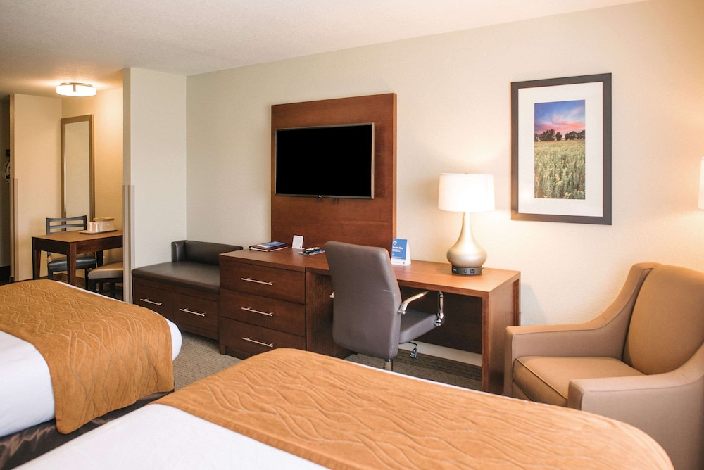 Comfort Inn and Suites Custer