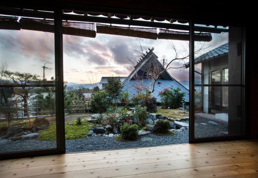 Bishamon House의 전통적인 타타미방