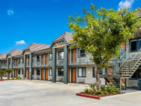 Hotel Hacienda at Ontario Ranch Hotels in Ontario