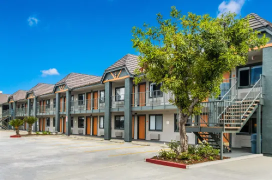 Hotel Hacienda at Ontario Ranch Hotels in Ontario