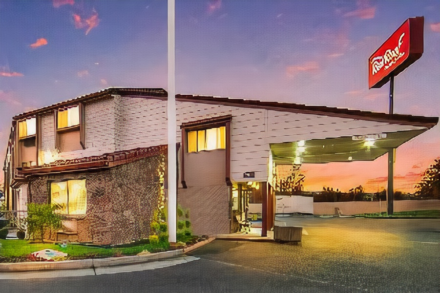 Red Roof Inn & Suites Medford - Airport