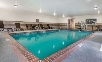 Comfort Inn & Suites Junction City - Near Fort Riley