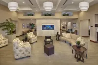 Homewood Suites by Hilton Cincinnati Mason فنادق في ڈیئرفیلڈ ٹاؤن شپ