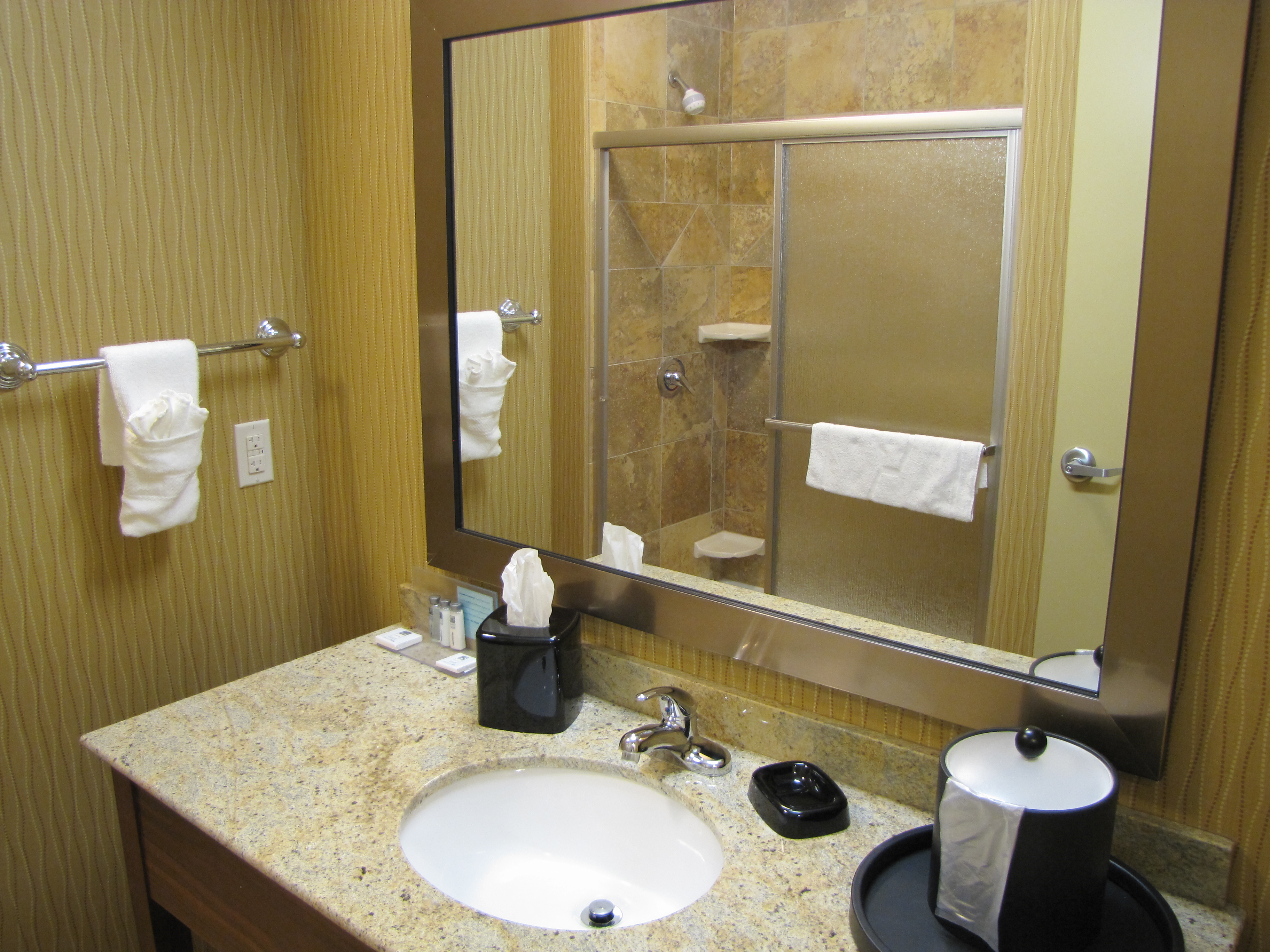 Hampton Inn & Suites Jamestown