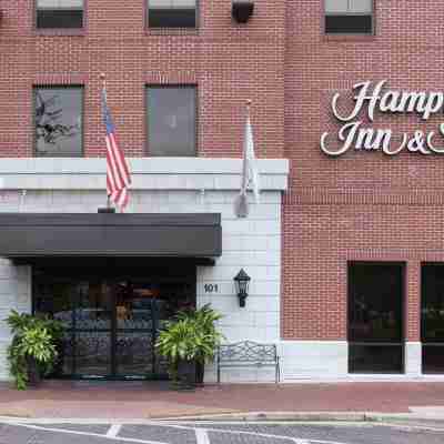 Hampton Inn & Suites Gainesville-Downtown Hotel Exterior