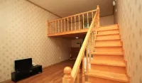 Taean Neulpureun Pension Hotels near Taeanhaean National Park