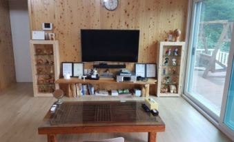 Gangneung Baramburi Apple 700 Pension