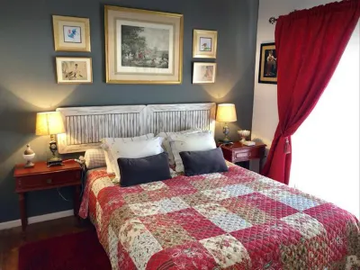 Villa Of Cedars Spirit, Garden & Pool Hôtels à proximité de : HALLO