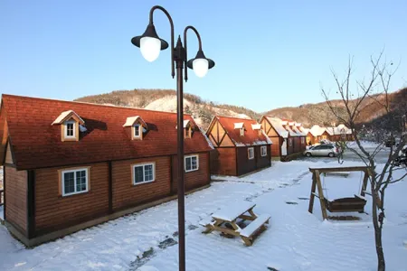 Wonju the Finland Pension Отели рядом с достопримечательностью «Ganhyeon Yuwonji»