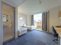 Mitchell Hall Hotels in Cranfield