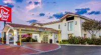 Red Roof Inn Plano Các khách sạn gần Locke Supply Co