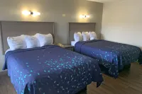 Red Carpet Inn Alexandria - parking