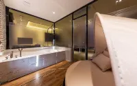 Cheongju J Hotel
