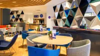Holiday Inn Express BARROW-IN-FURNESS by IHG - bar