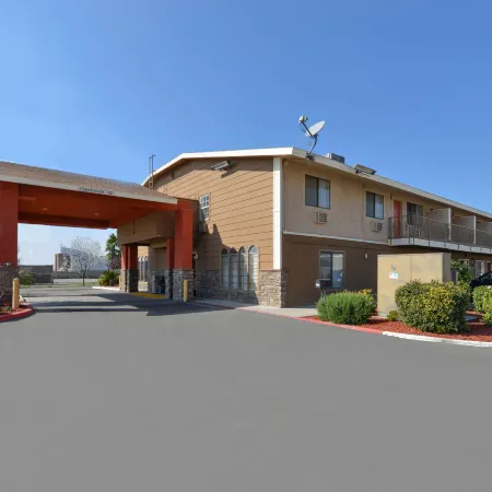 Americas Best Value Inn & Suites-East