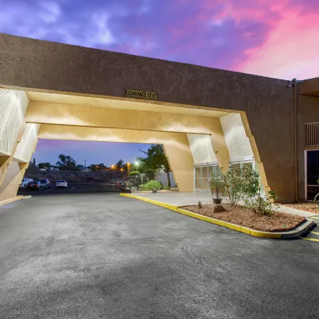 Scenic View Inn - Lake Powell - Page AZ