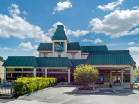 Quality Inn & Suites Olde Town Hotels in Portsmouth