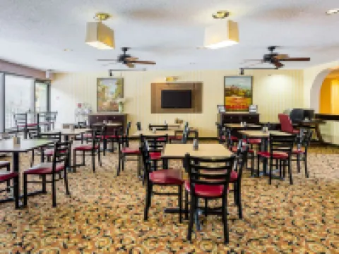 Quality Suites Altavista – Lynchburg South Hotels in Campbell County
