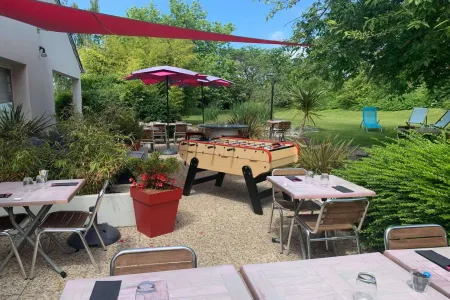 Campanile Caen Est - Mondeville Отели в г. Коломбель