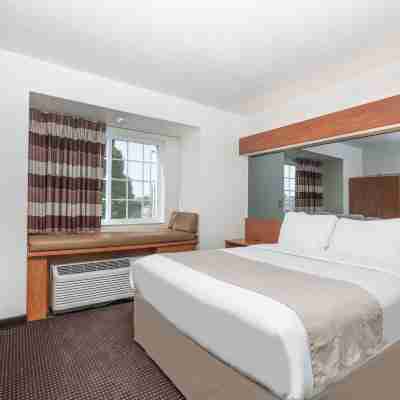 Microtel Inn & Suites by Wyndham Rice Lake Rooms