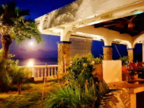 Shanedel's Inn & café バタネスのホテル