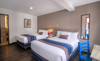 Atoq San Blas Hotel
