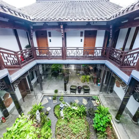 Hangzhou Jiande Meizhuang Homestay (Yanzhou Ancient Street)