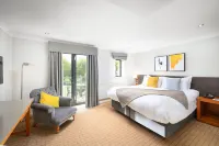 voco Oxford Thames Hotels in Littlemore