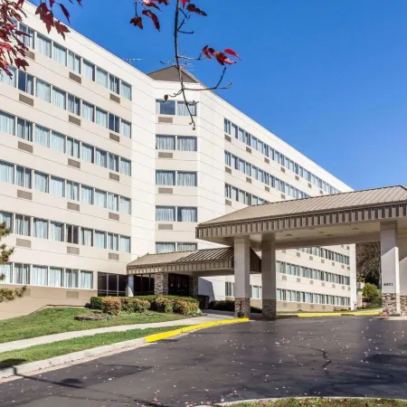 Clarion Hotel & Suites BWI Airport North