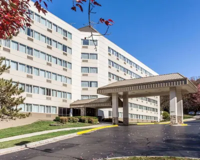 Clarion Hotel & Suites BWI Airport North Hotels in Anne Arundel County