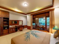 De Munut Balinese Resort Hôtels à proximité de : Musée Blanco Renaissance