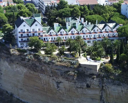 Catalonia Reina Victoria
