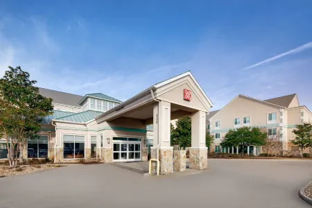 Hilton Garden Inn Tyler Отели рядом с достопримечательностью «GED Testing Service»