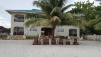 Seashell Beach Villa Các khách sạn gần Praslin Museum