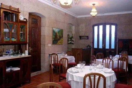 Pazo Almuzara Отели в г. Cea