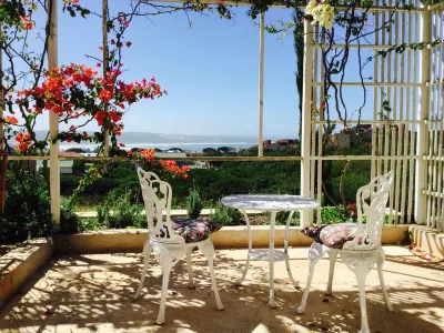 Charlotte House فنادق في Stilbaai