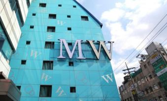 MW Hotel