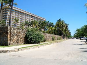 Acapulco Zona Diamante Residencial con Jacuzzi en Roof Garden privado