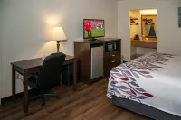 Red Roof Inn Tallahassee East Hotels in Centerville