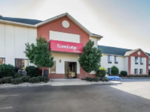 Econo Lodge Hotels in Glynn County