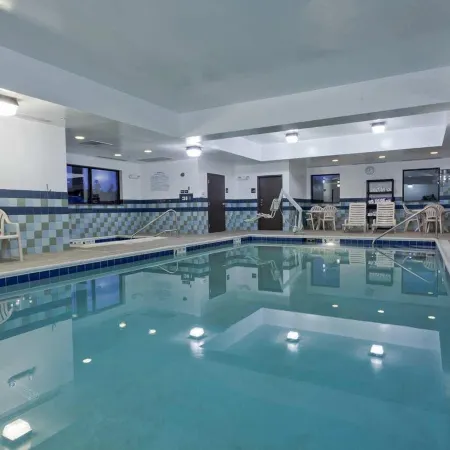Hampton Inn & Suites Syracuse Dewitt