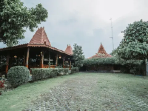 Joglo Ayem Tentrem Hotels in Kalasan
