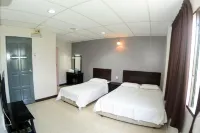 Poly Star Hotel Hotels in Lipis