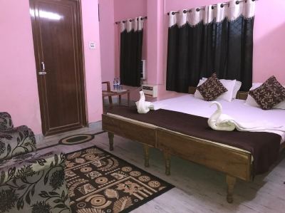 Deluxe Double Room Non AC