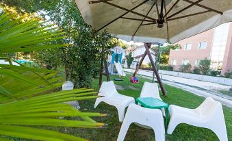 3. Villa Li..