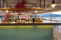 Sami Beach Hotel - bar