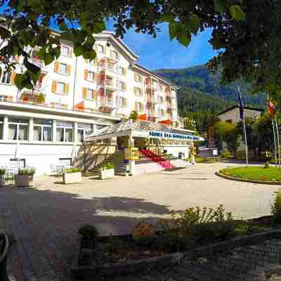 Les Sources des Alpes Hotel Exterior