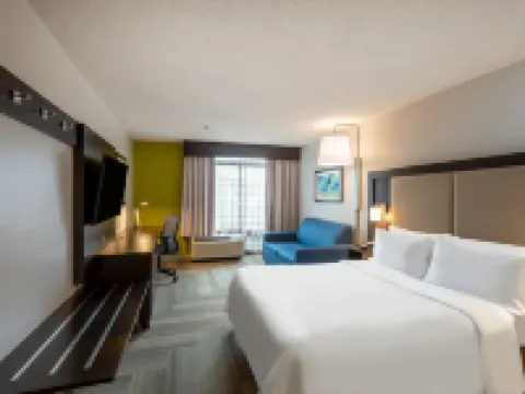 Holiday Inn Express PHILADELPHIA NE - BENSALEM by IHG バックスのホテル