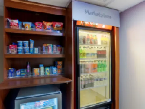 コンフォート スイーツ フォリー フォーリーのホテル