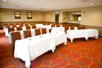 Hampton Inn & Suites Salinas فنادق في ساليناس